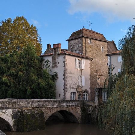 Manoir Des Arts Bed & Breakfast Confolens Exterior foto